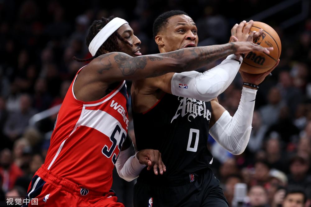 带领球队前 带领球队前